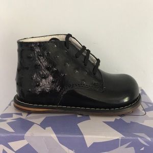 Josmo walker baby shoes all black leather